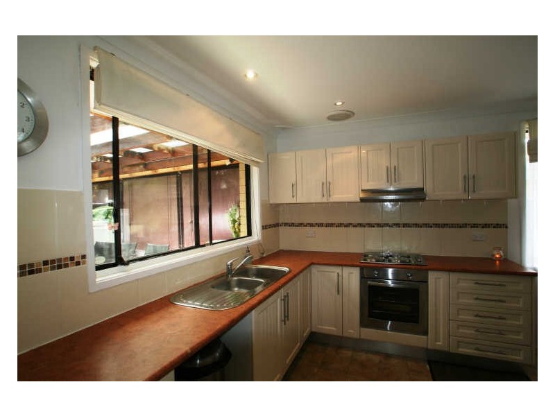 1 Willow Road, Springfield NSW 2250