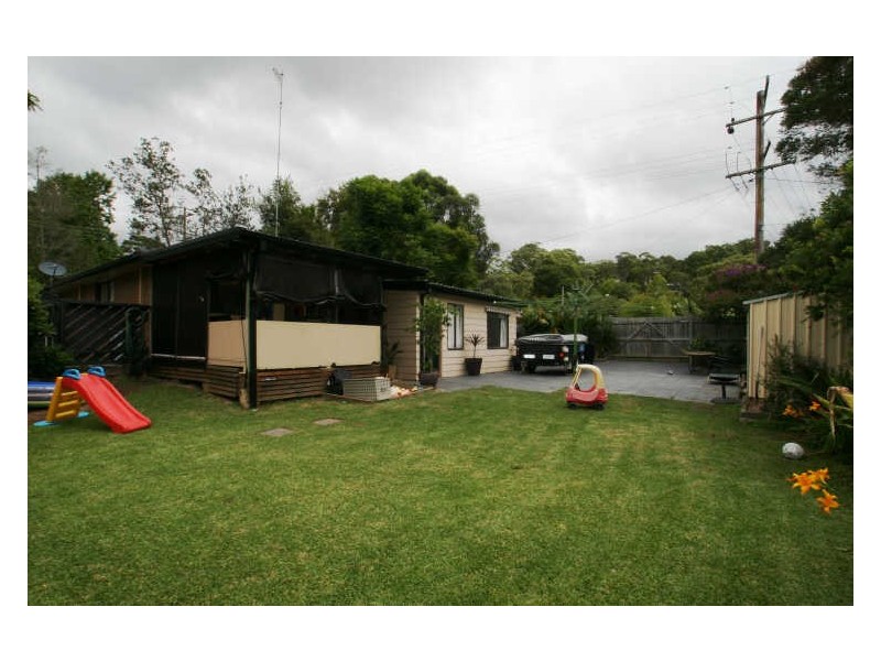 1 Willow Road, Springfield NSW 2250