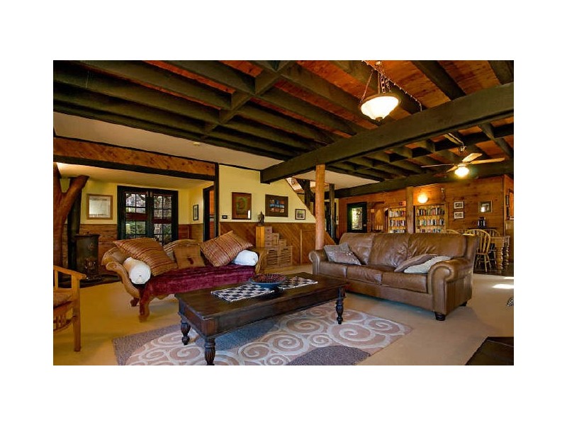 46 Beaumont Avenue, Wyoming NSW 2250