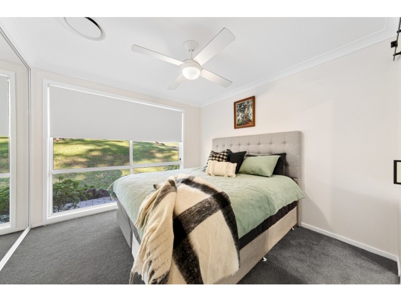 18 Childs Close, Green Point NSW 2251