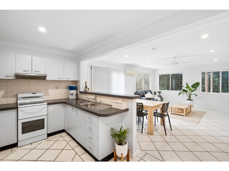 16 Woolard Road, Springfield NSW 2250