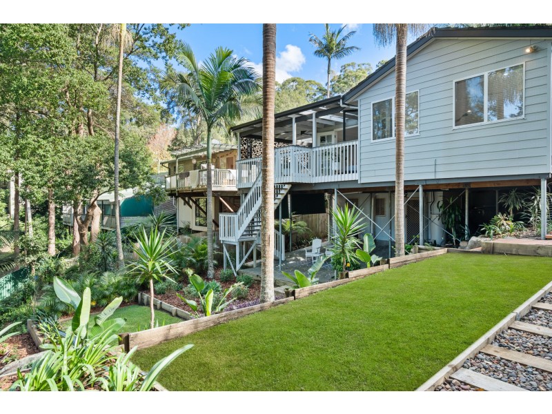 16 Woolard Road, Springfield NSW 2250