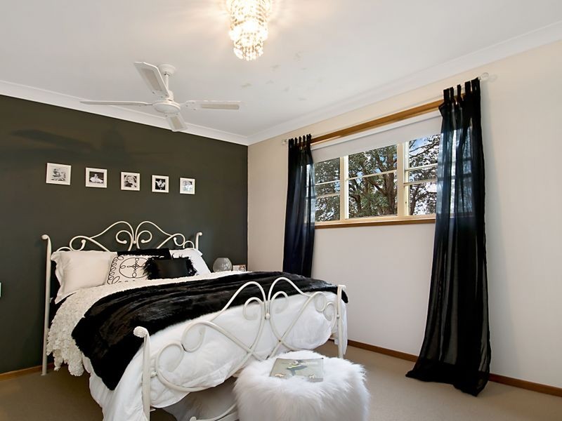 5 Moir Place, Green Point NSW 2251