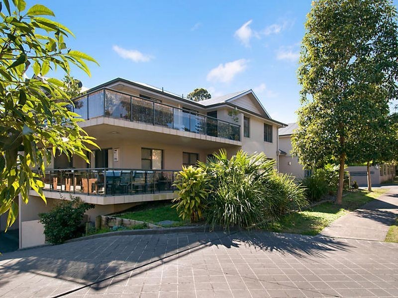 2/1 Creighton Lane, Point Frederick NSW 2250