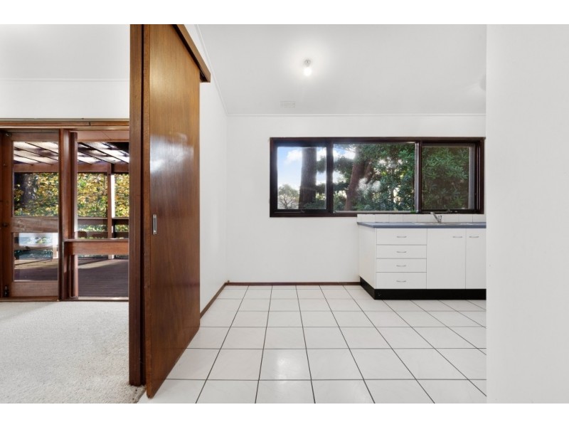 11 Joyce Avenue, Wyoming NSW 2250