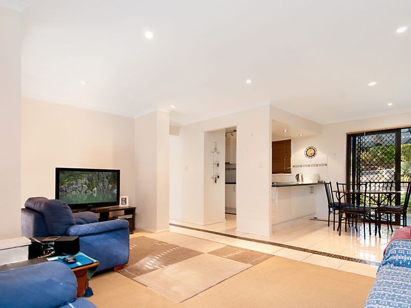 7 Enid Crescent, East Gosford NSW 2250