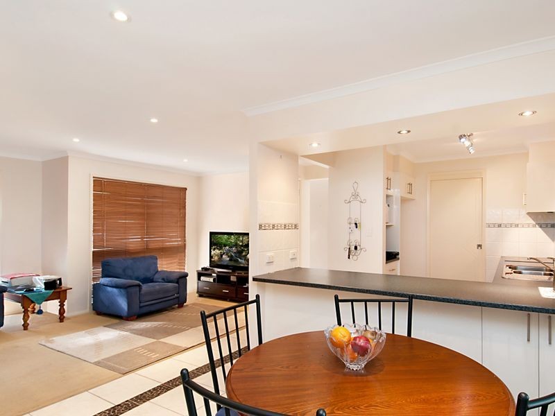 7 Enid Crescent, East Gosford NSW 2250