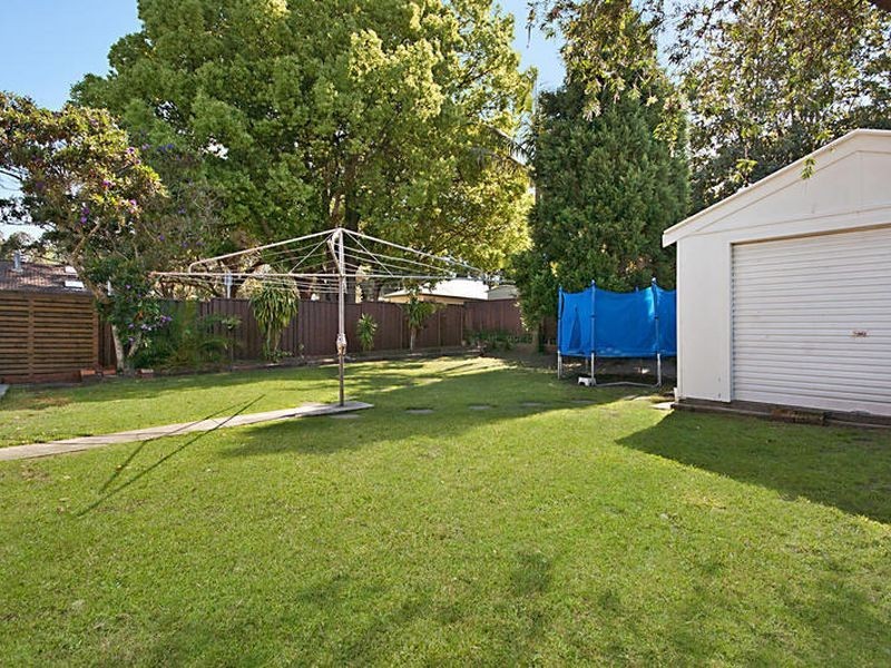 12 Russell Drysdale Street, East Gosford NSW 2250