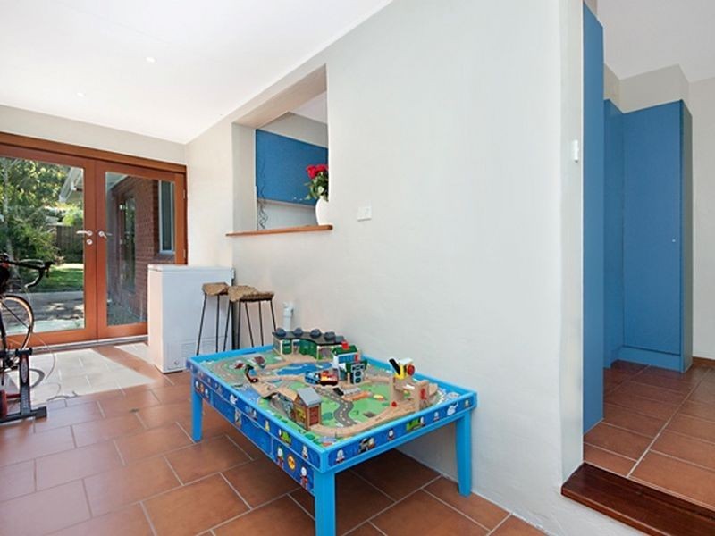 12 Russell Drysdale Street, East Gosford NSW 2250