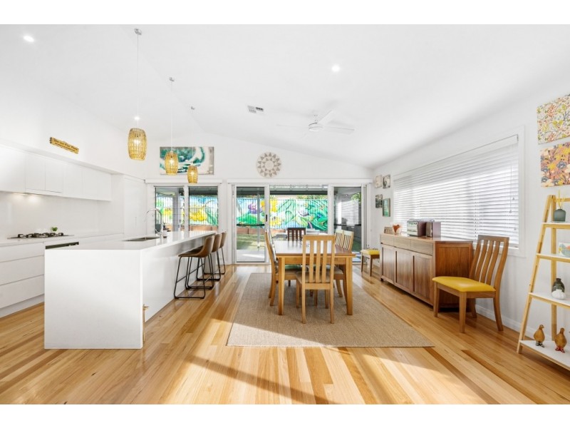 31 Kuburra Road, Erina NSW 2250