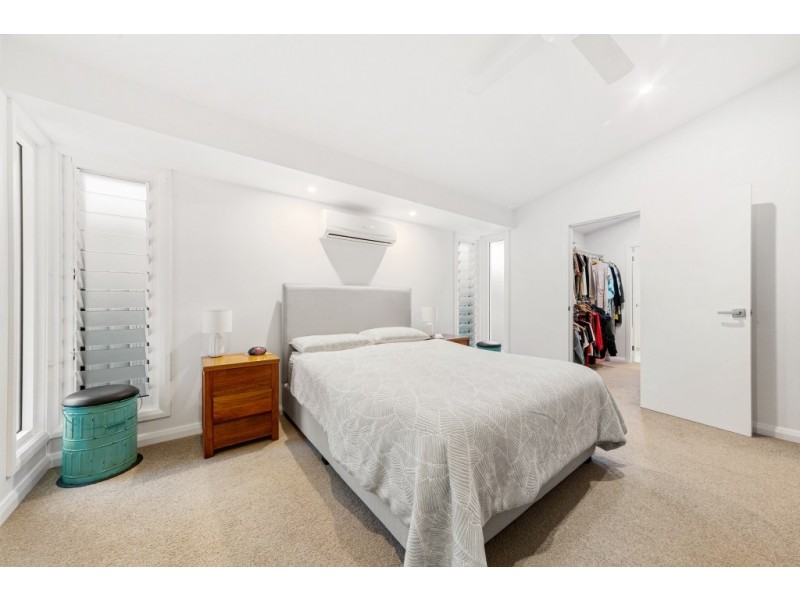 31 Kuburra Road, Erina NSW 2250