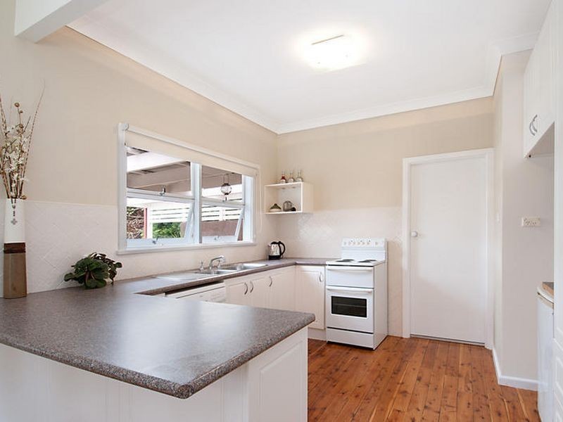35 Day Street, Wyoming NSW 2250