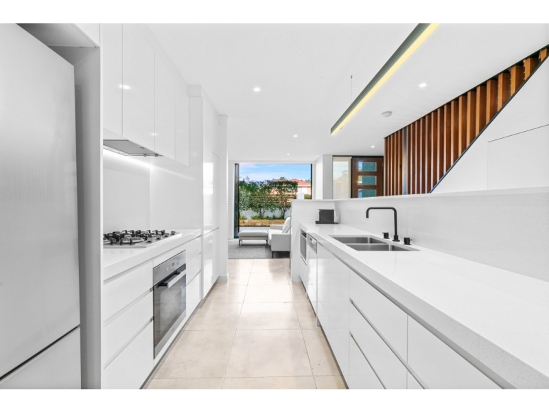 1/27 Webb Street, East Gosford NSW 2250