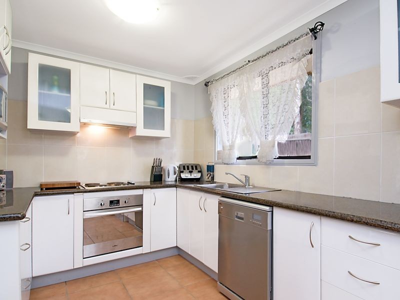 15 Holland Close, Springfield NSW 2250