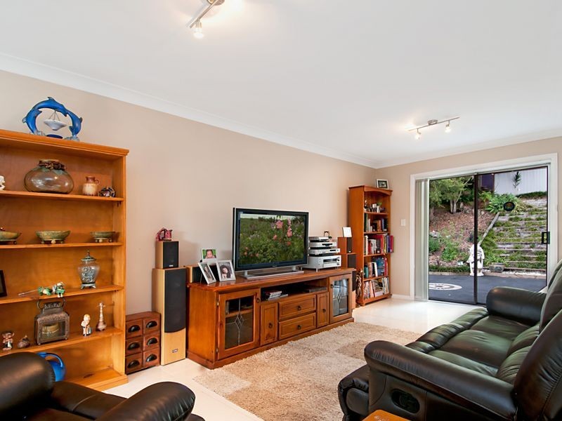 15 Brands Place, Lisarow NSW 2250