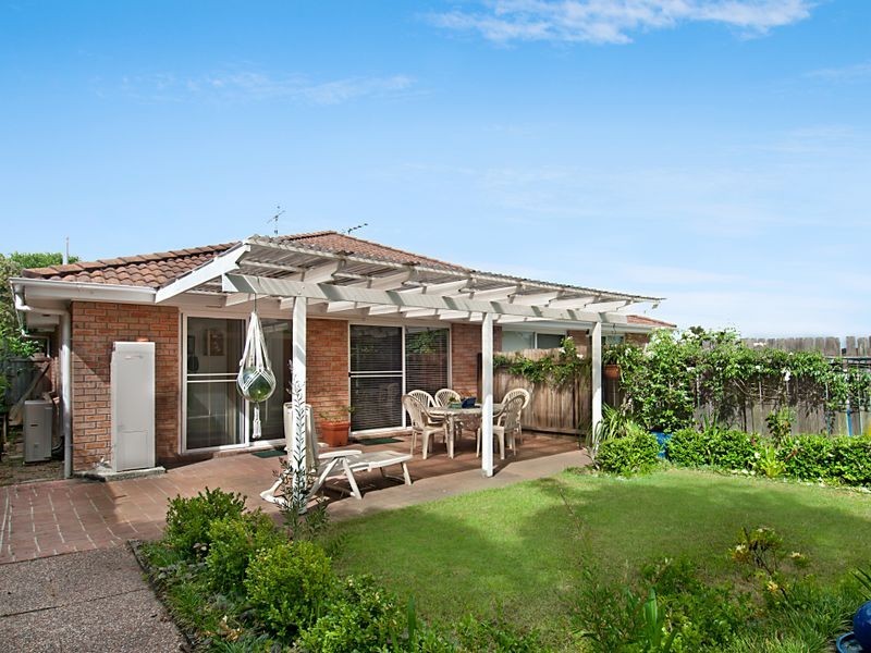 1b Graham Place, Kariong NSW 2250