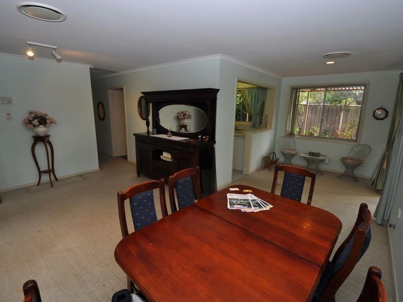 28 Sunset Street, Wyoming NSW 2250