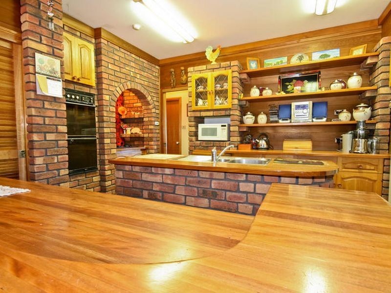 20 Caroline Street, East Gosford NSW 2250