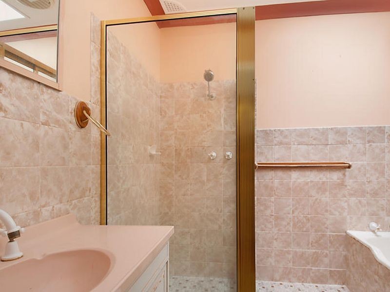 13 Courtney Place, Lisarow NSW 2250