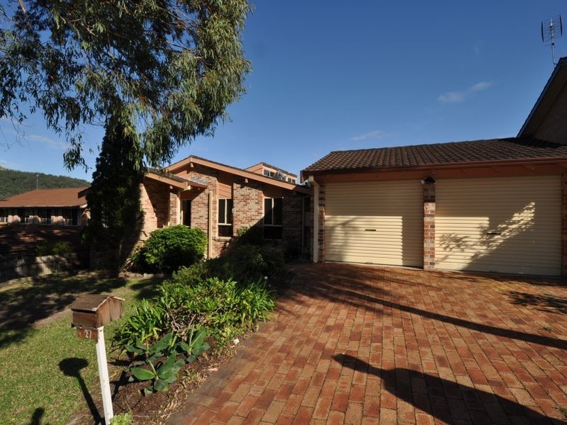 27 Highland Avenue, Green Point NSW 2251