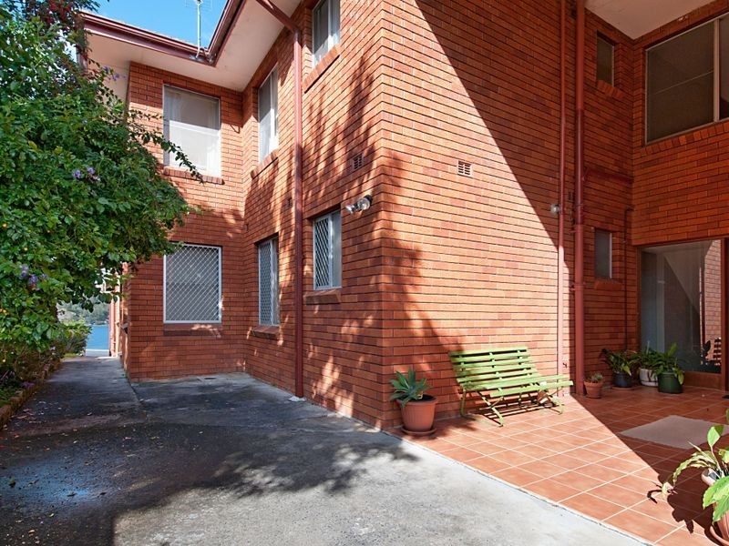 122 Berrys Head Road, Wyoming NSW 2250