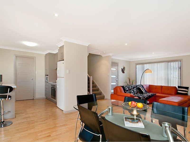 2/44 York Street, East Gosford NSW 2250