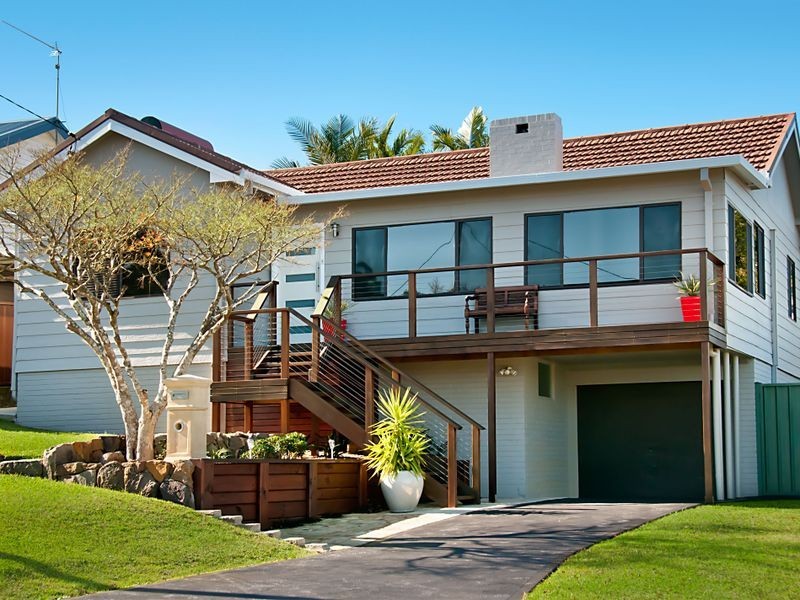 11 Headlam Parade, Springfield NSW 2250