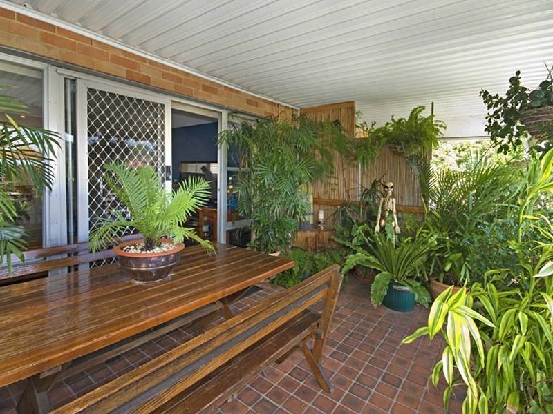 1/11 Lynn Avenue, Point Frederick NSW 2250