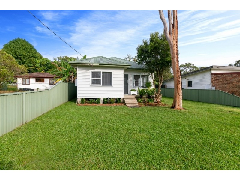 16 Resthaven Avenue, Charmhaven NSW 2263