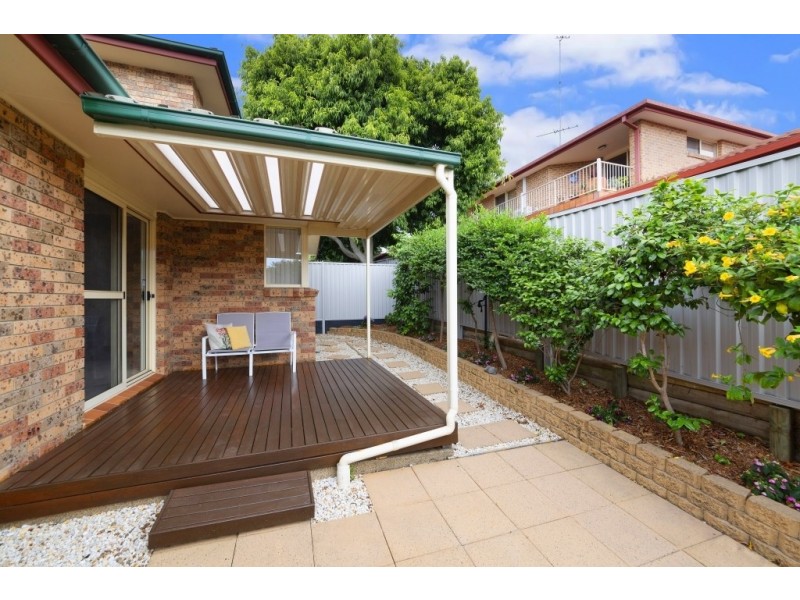 2/32 Boronia Street, East Gosford NSW 2250