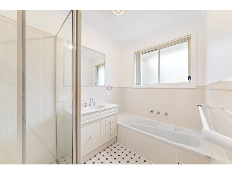 2/32 Boronia Street, East Gosford NSW 2250