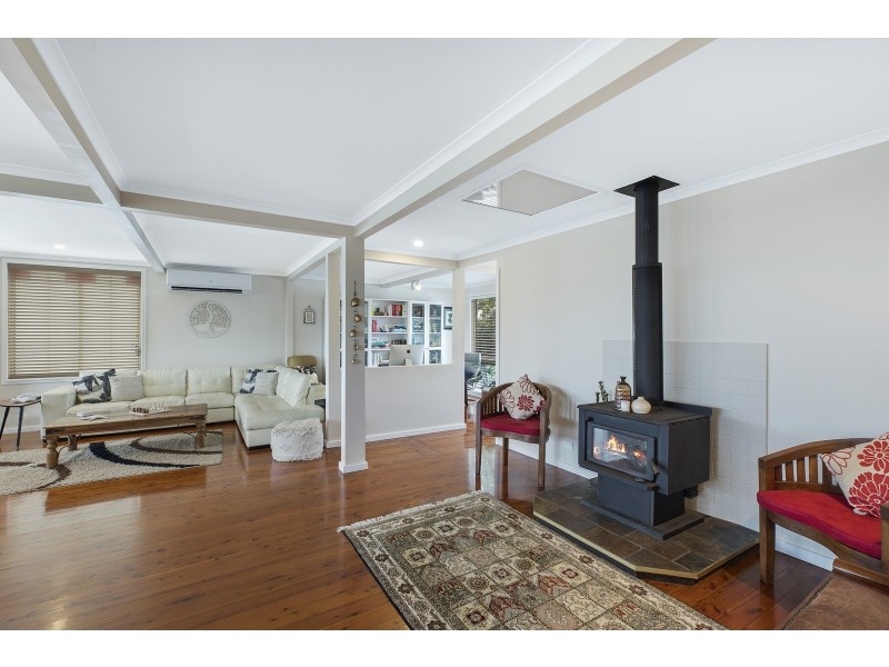 46 Lake View Road, Wamberal NSW 2260