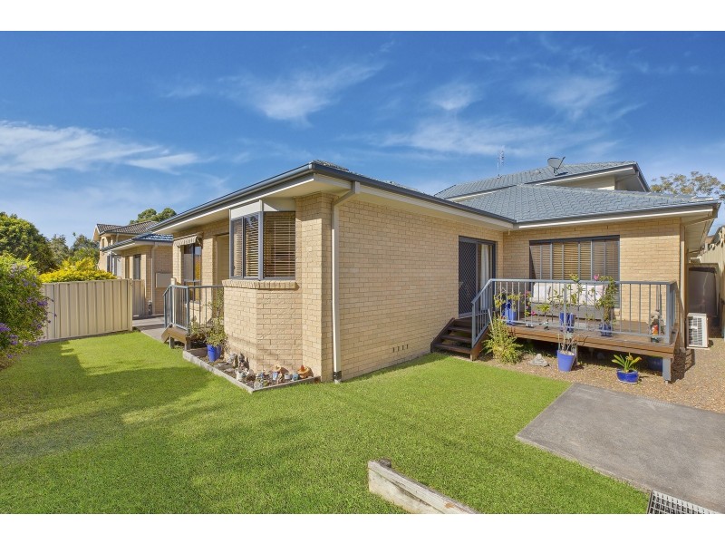 2/16-18 Waratah Street, East Gosford NSW 2250