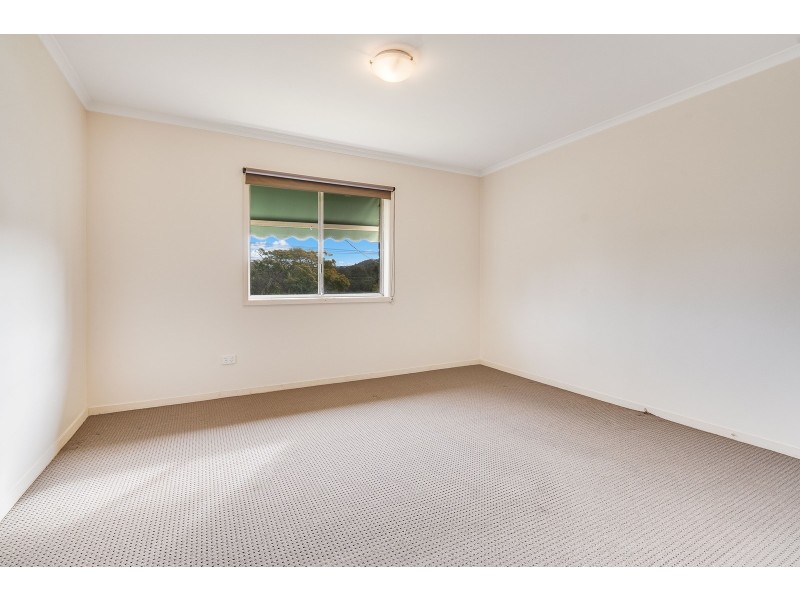 39 Orange Parade, Wyoming NSW 2250