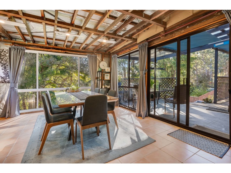 12 Winter Close, Lisarow NSW 2250