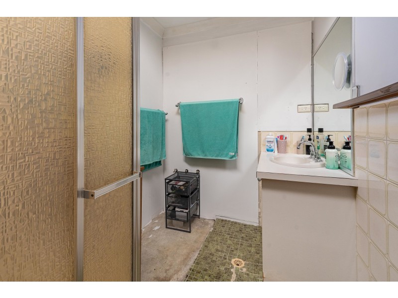 12 Winter Close, Lisarow NSW 2250