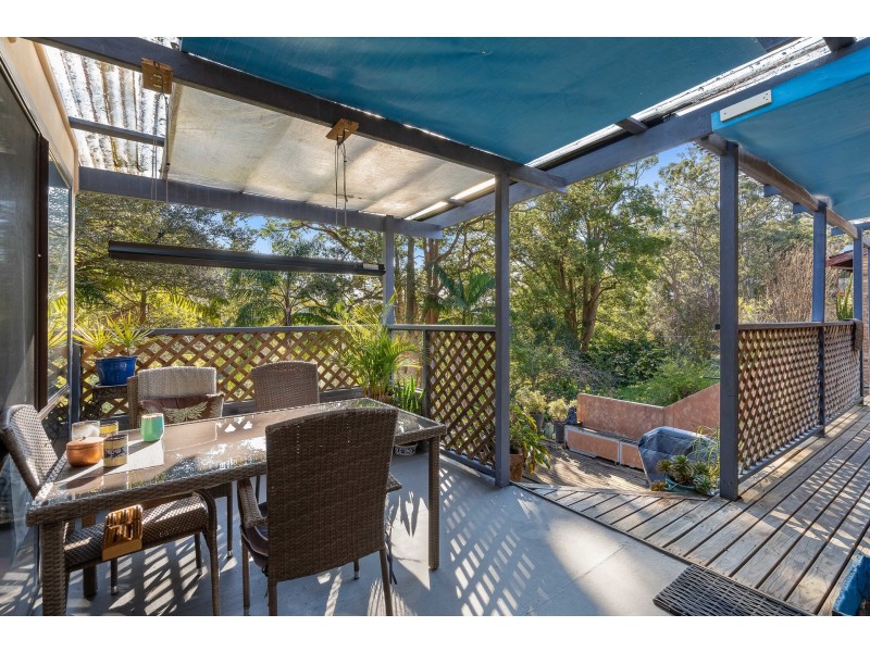 12 Winter Close, Lisarow NSW 2250