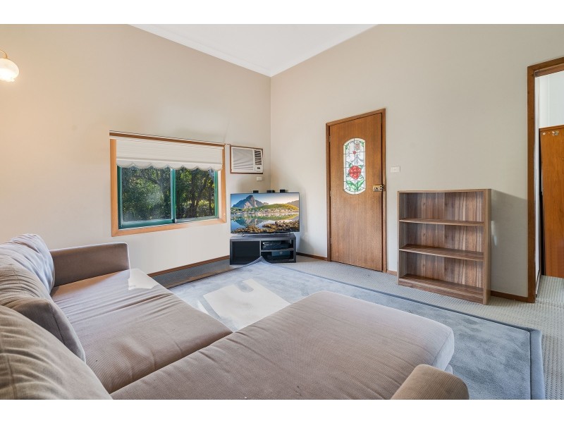 133 Pacific Highway, Ourimbah NSW 2258