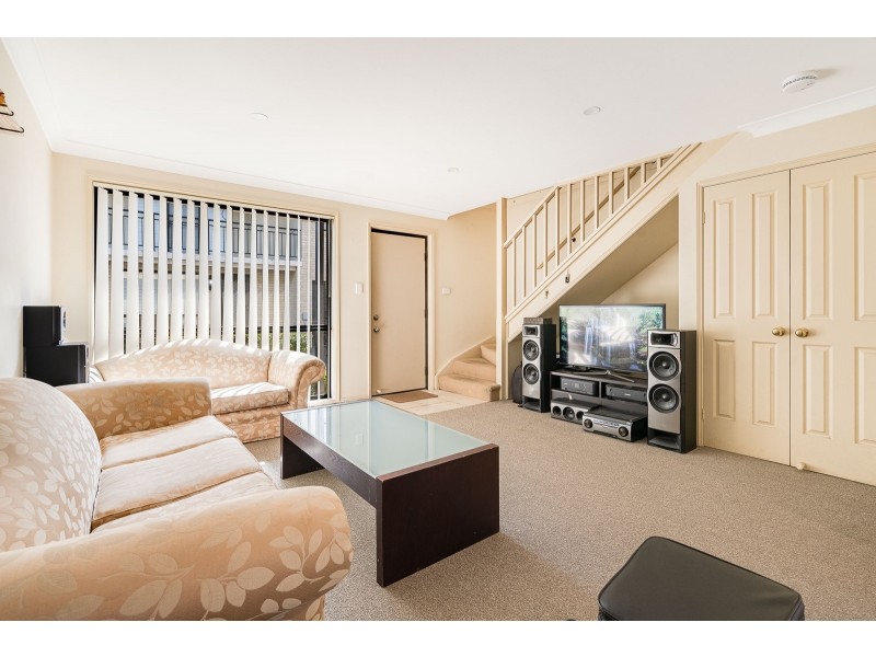 3/12 Pemell Street, Wyoming NSW 2250