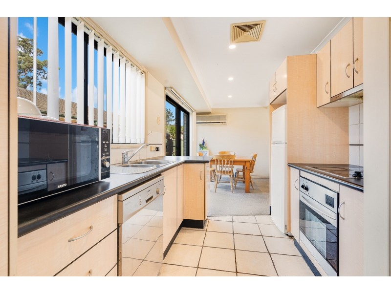 3/12 Pemell Street, Wyoming NSW 2250