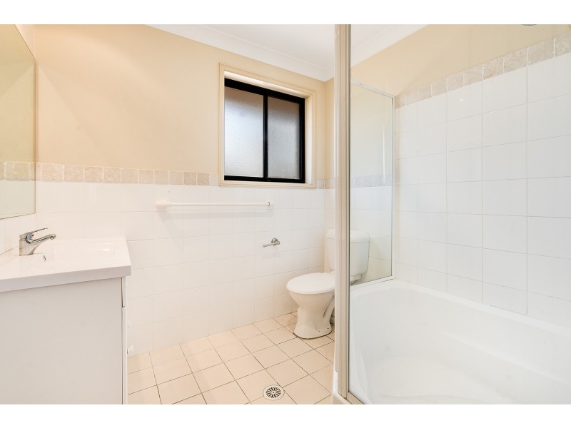 3/12 Pemell Street, Wyoming NSW 2250