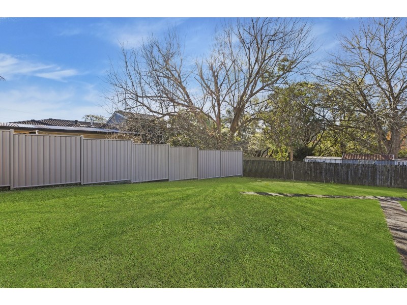 8 Pemworth Close, Wyoming NSW 2250