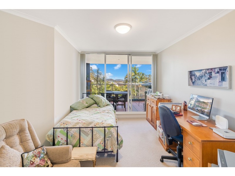 206/97-99 John Whiteway Drive, Gosford NSW 2250