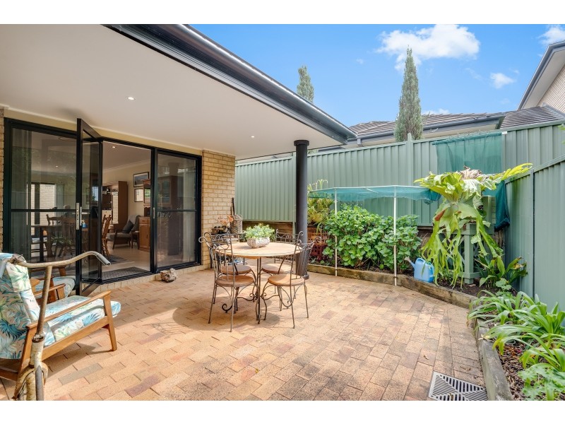 2/43 Russell Street, East Gosford NSW 2250