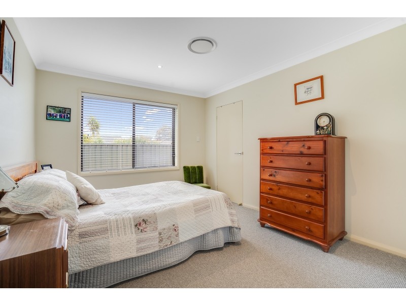 2/43 Russell Street, East Gosford NSW 2250