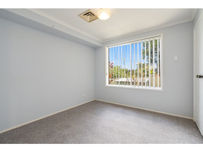 8 Yanderra Crescent, Narara NSW 2250