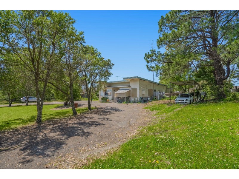 457 Pacific Highway, Wadalba NSW 2259