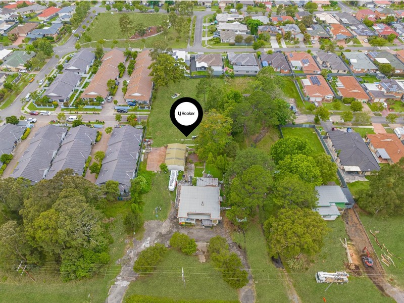 457 Pacific Highway, Wadalba NSW 2259