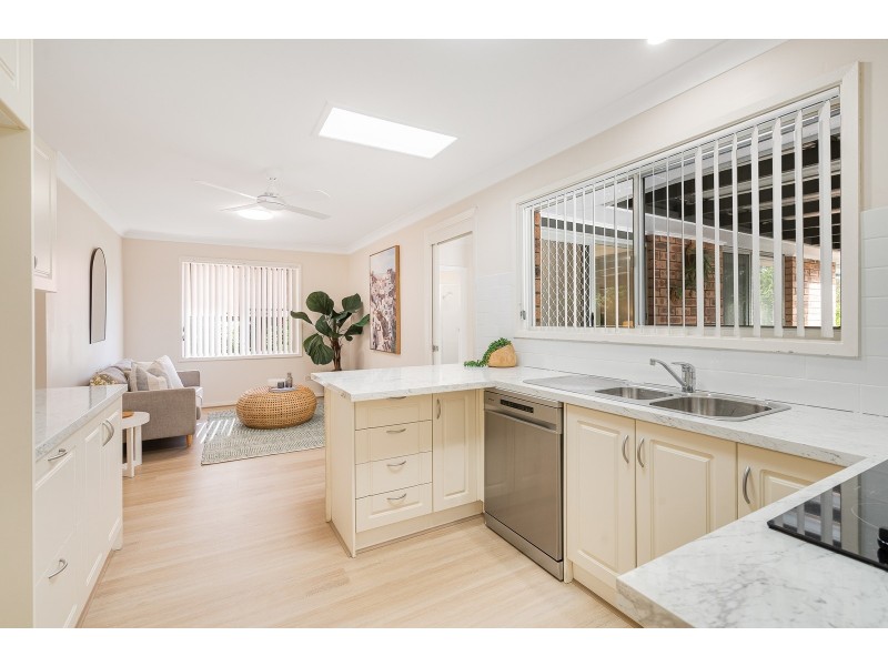 24 Walker Road, Wyoming NSW 2250