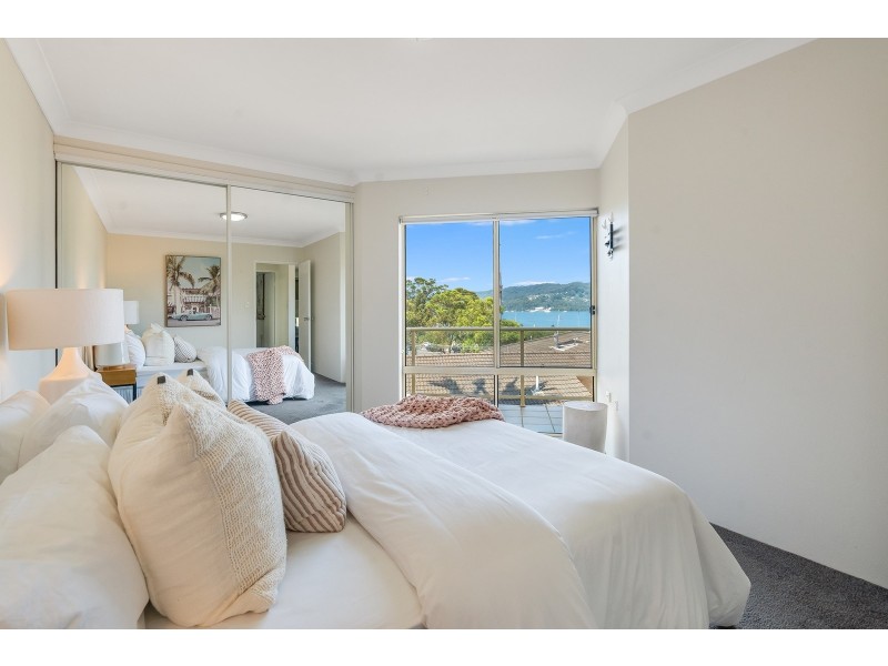11/2-4 Mulkarra Avenue, Gosford NSW 2250